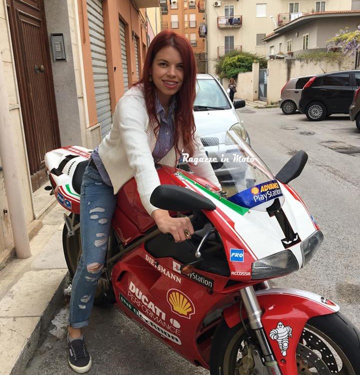 lucia_ragazze-in-moto