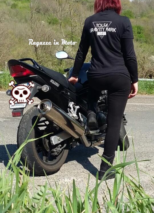 sabrina_ragazze-in_moto