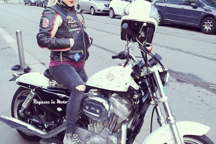 sandra-ragazze-in-moto