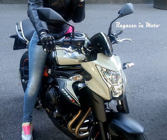 silvia_ragazze_in_moto