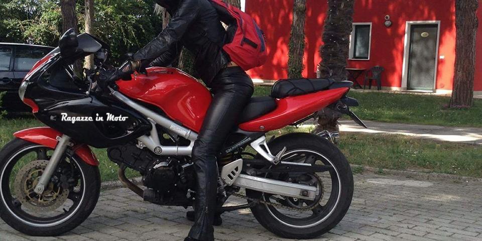 adry_ragazze_in_moto