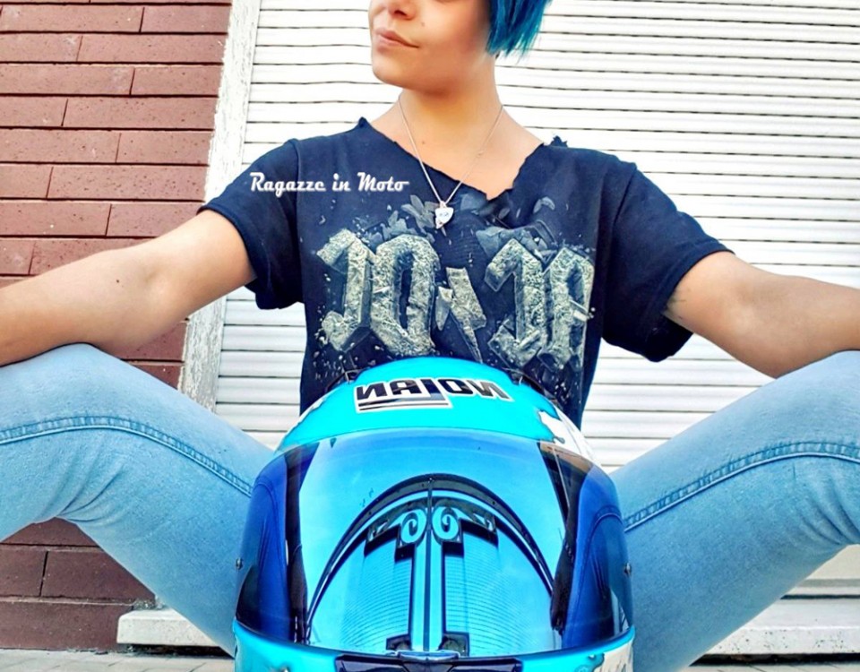 clara_ragazze_in_moto