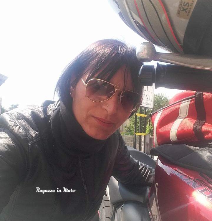 diana_ragazze-in_moto