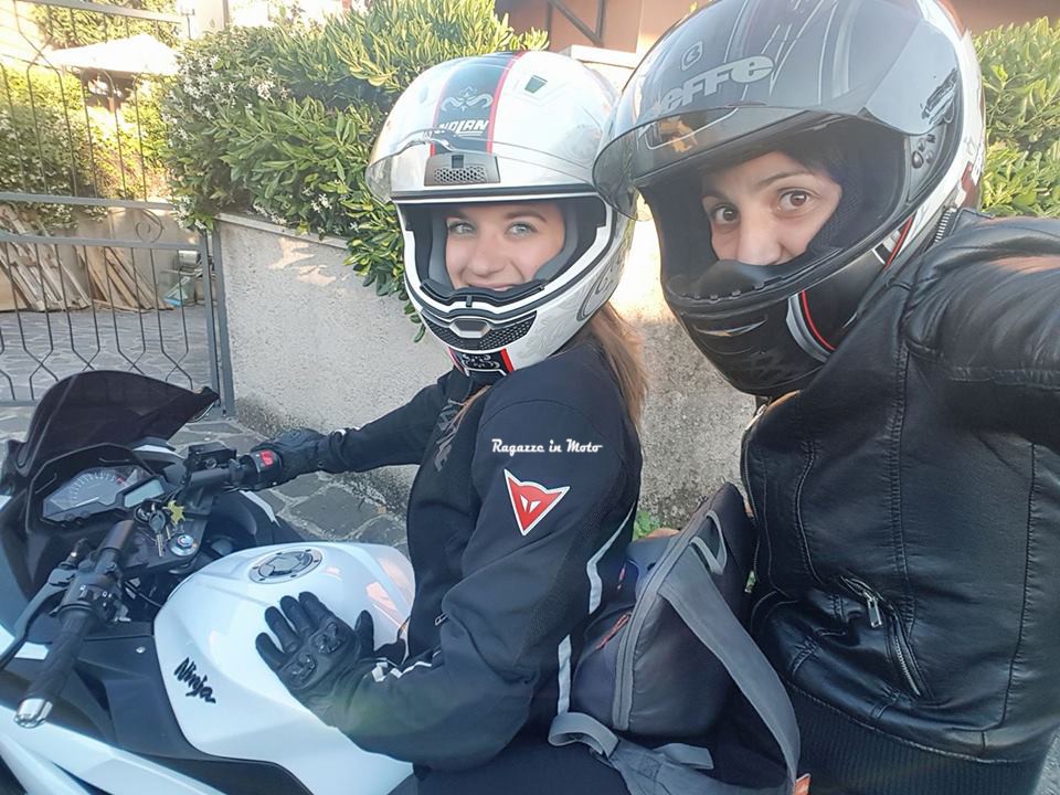 fabiola_sara_ragazze_in_moto