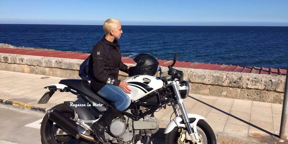 giada_ragazze_in-moto