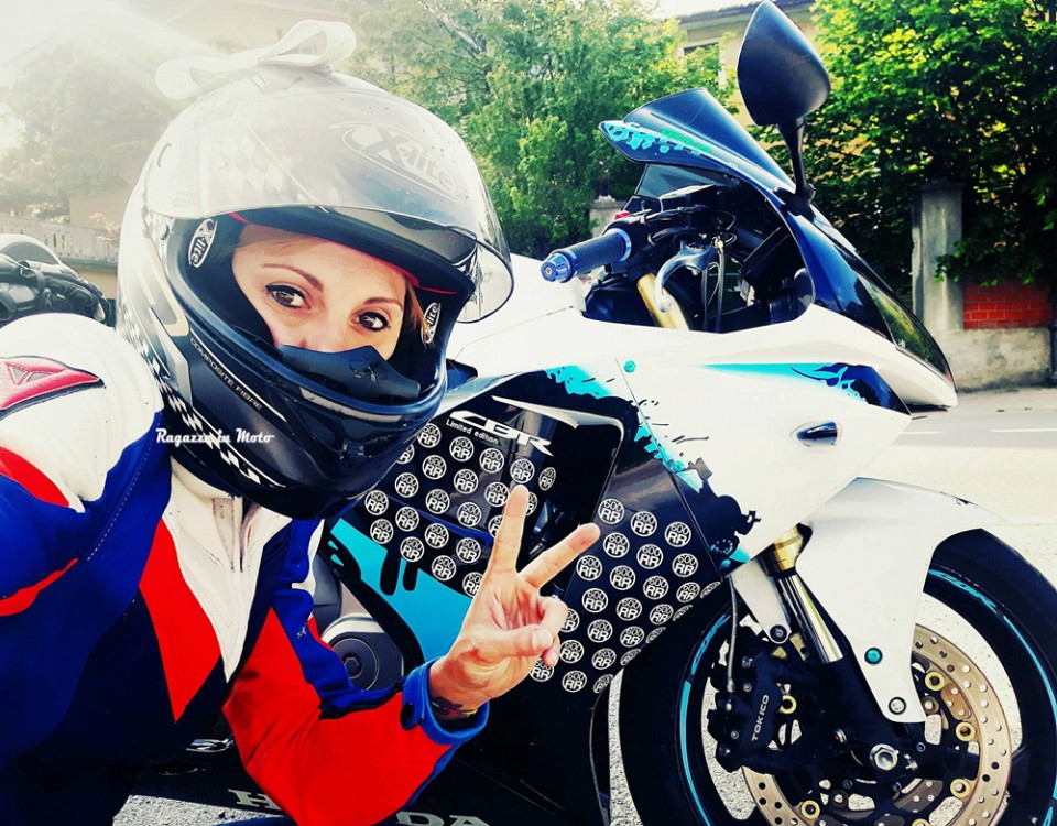 giulia_ragazze_in_moto