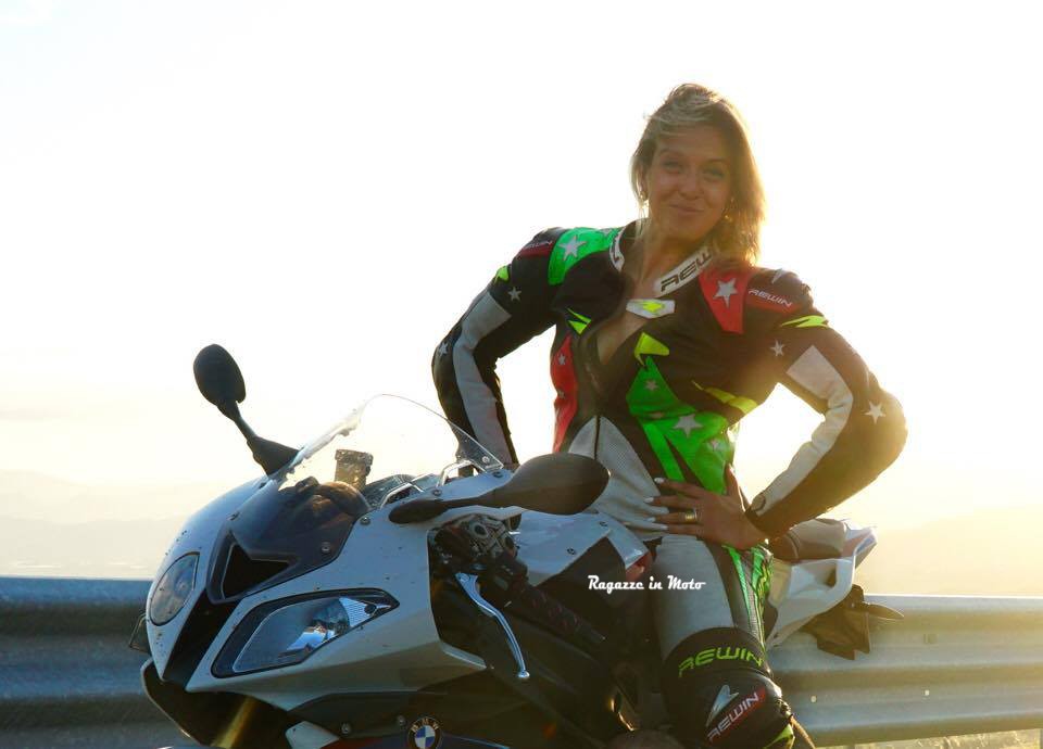 mariavittoria_ragazze_in_moto
