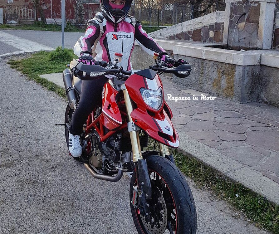 milena-ragazze-in-moto