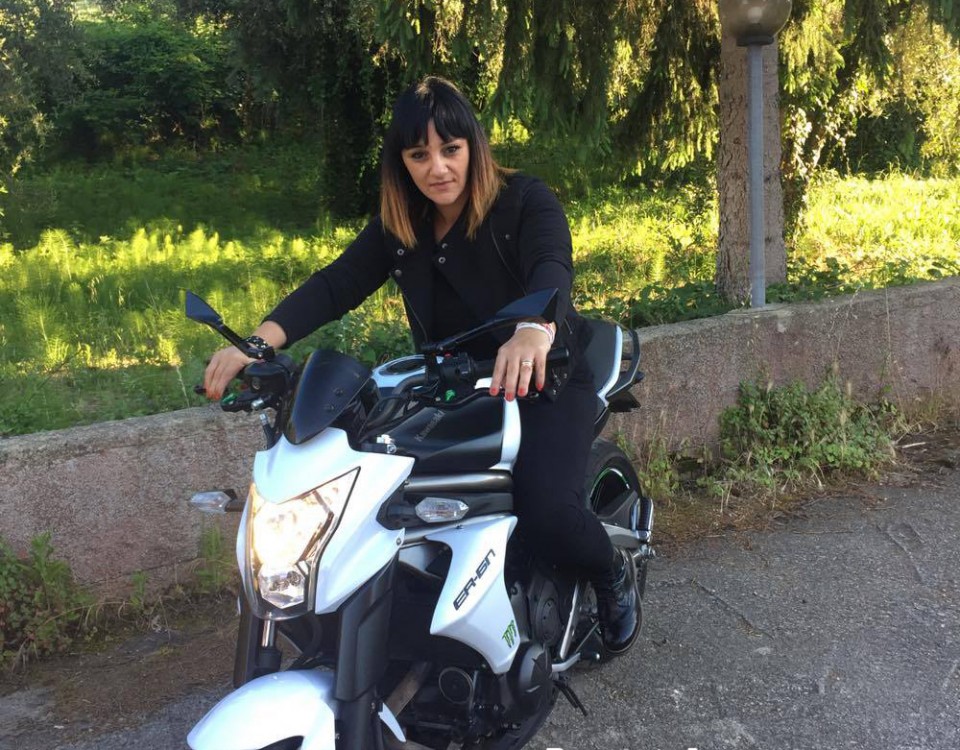 milena_ragazze_in-moto