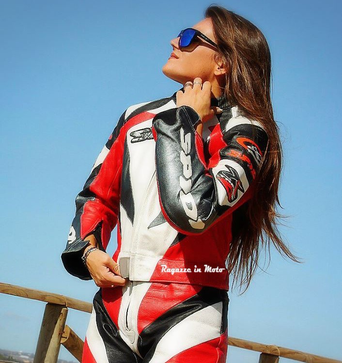 rossy_ragazze_in_moto