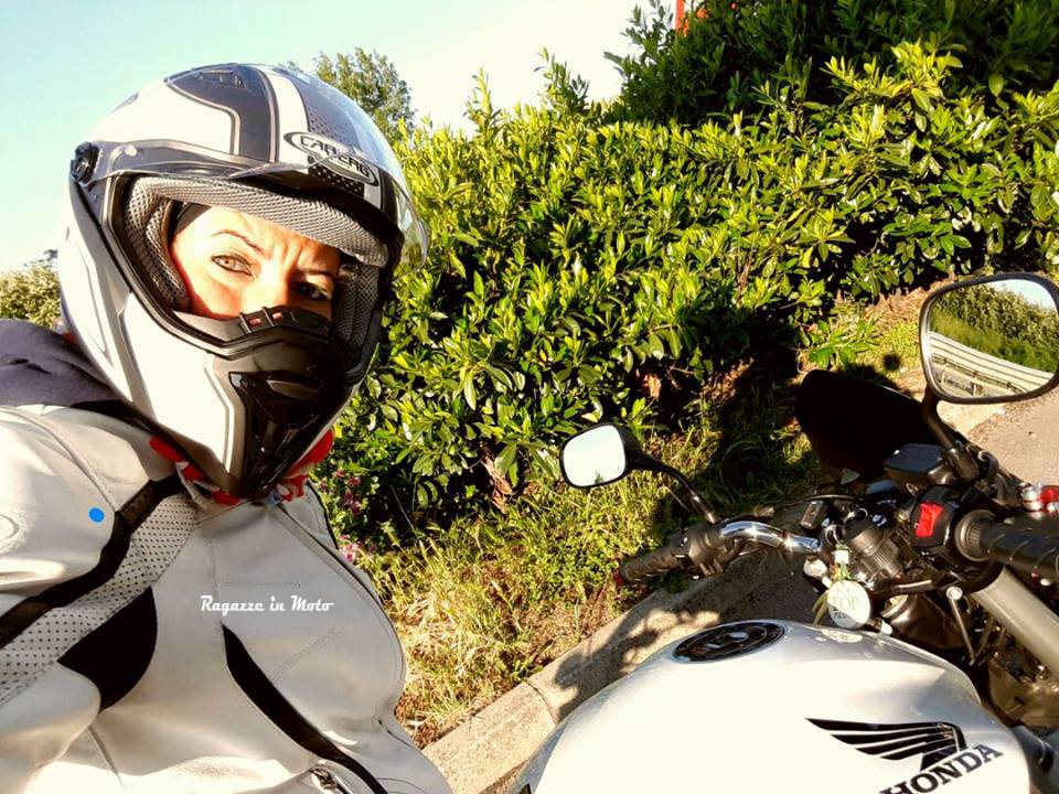 silvia_ragazze_in_moto