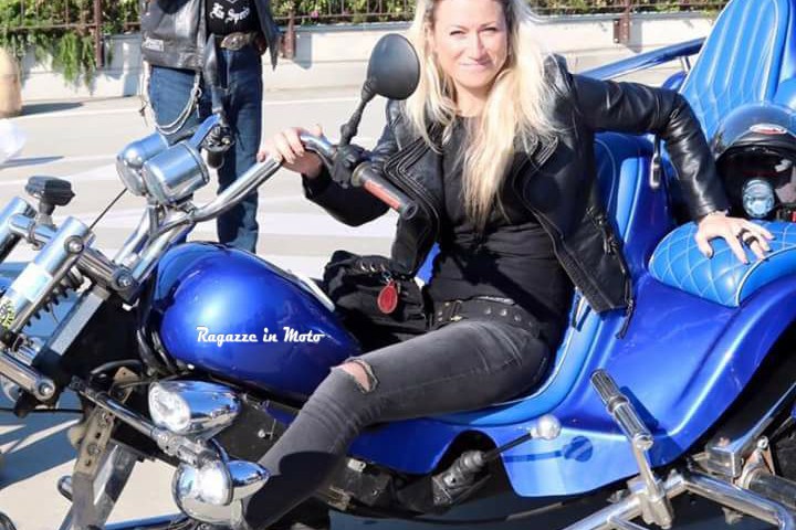 simona_ragazze_in_moto