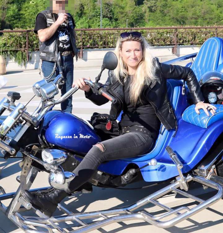 simona_ragazze_in_moto