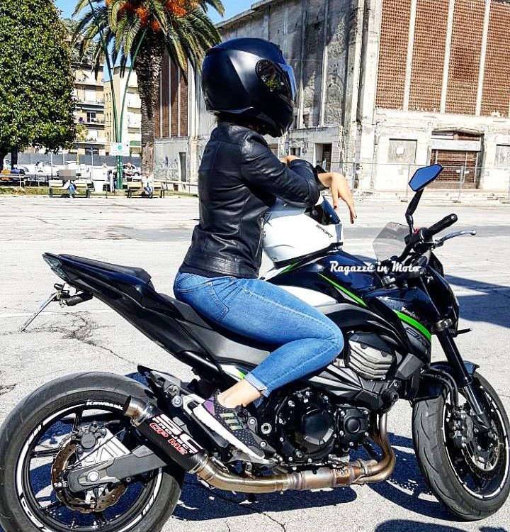 valentina_ragazze_in_moto