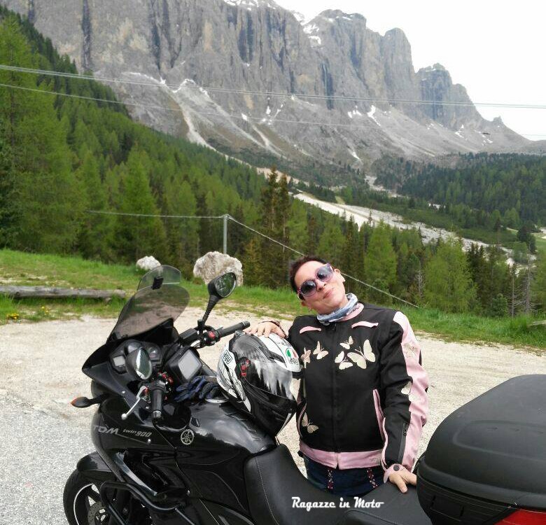 Donatella_ragazze_in_moto