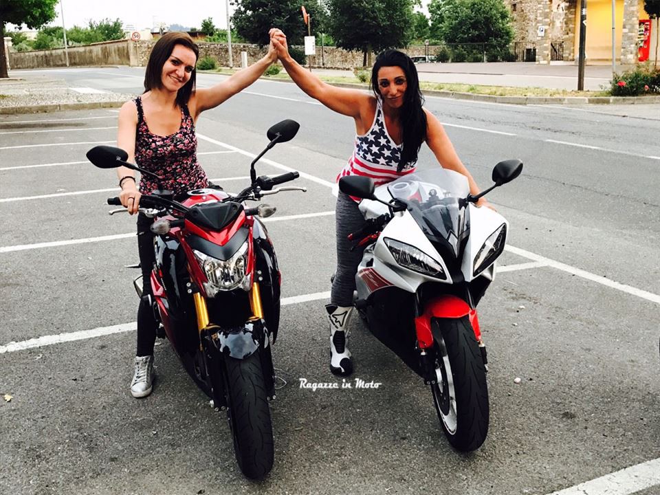 angela_ragazze_in_moto