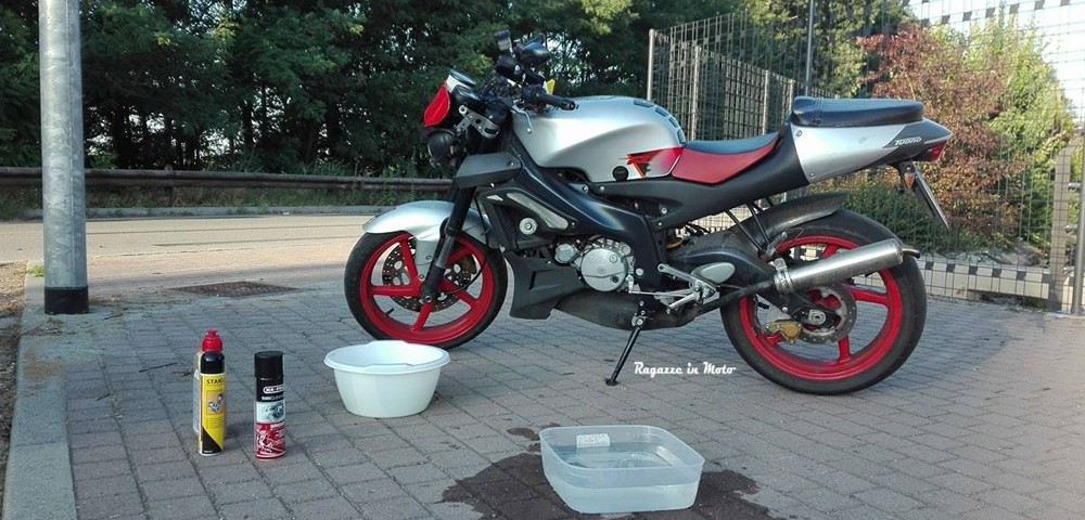 caterina_ragazze-in_moto