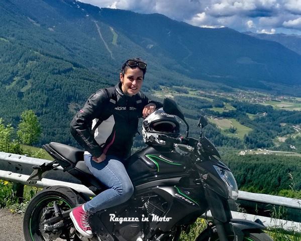 giulia_ragazze_in_moto