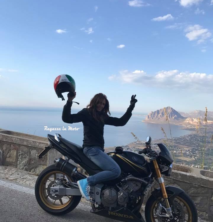 silvy_ragazze_in_moto