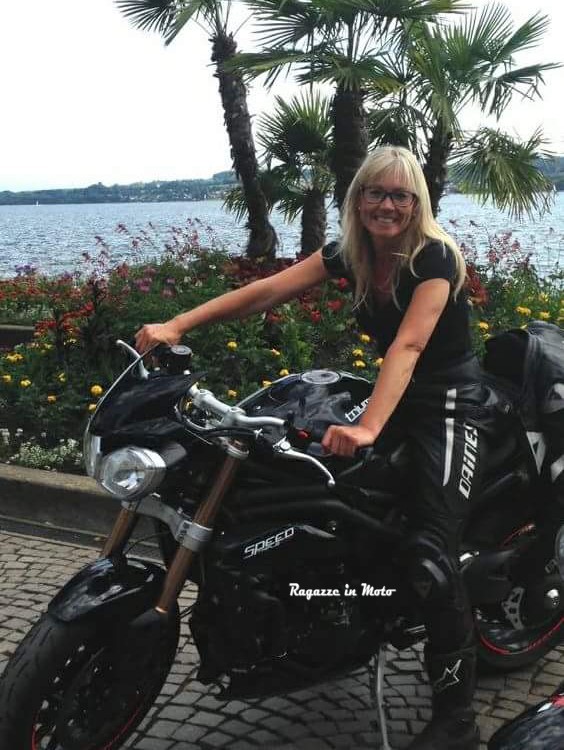 speedy_ragazze_in-moto