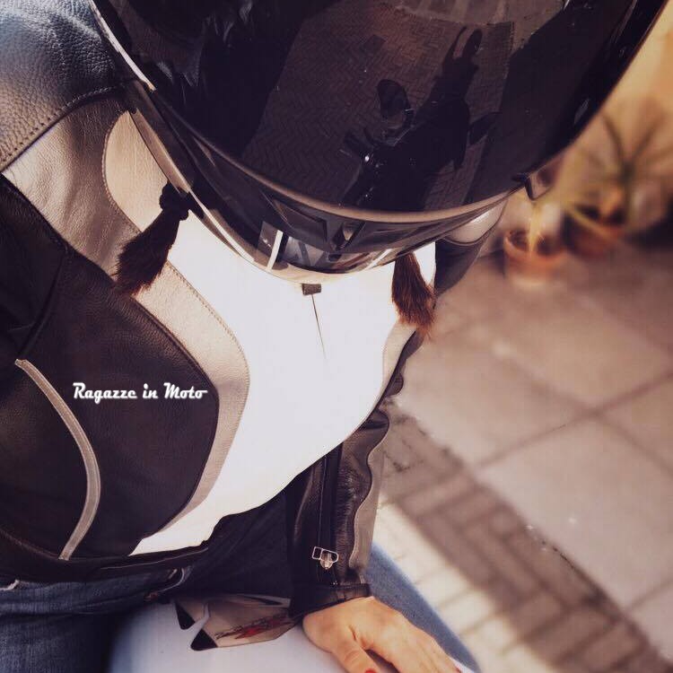 alessandra_ragazze_in_moto