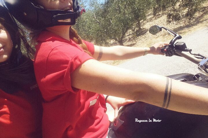marianna_ragazze-in_moto