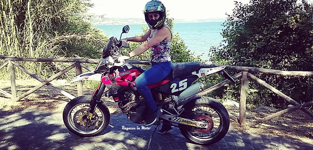 sabrina_ragazze_in_moto