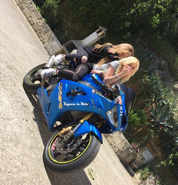 valeria_ragazze_in_moto