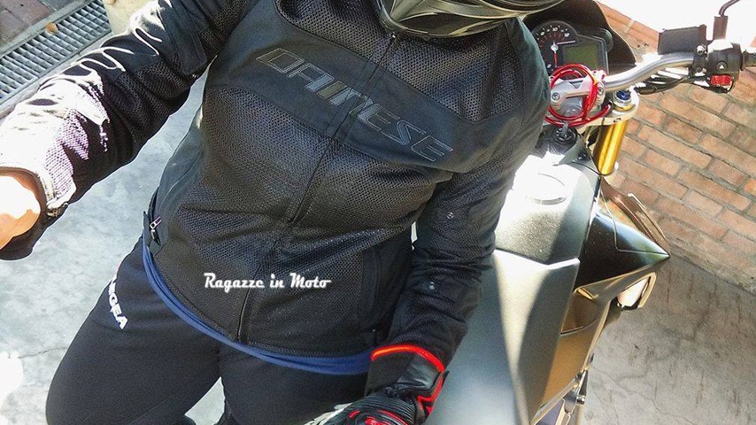 vanessa_ragazze_in_moto