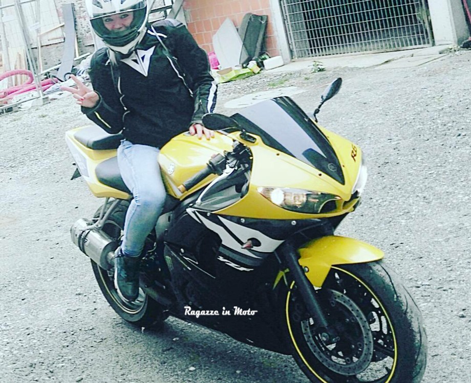 Luana_ragazze_in_moto