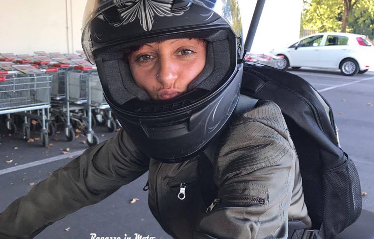 anna_ragazze_in_moto