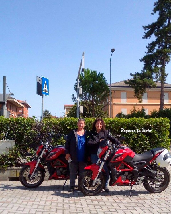 chicca_katia_ragazze_in_moto