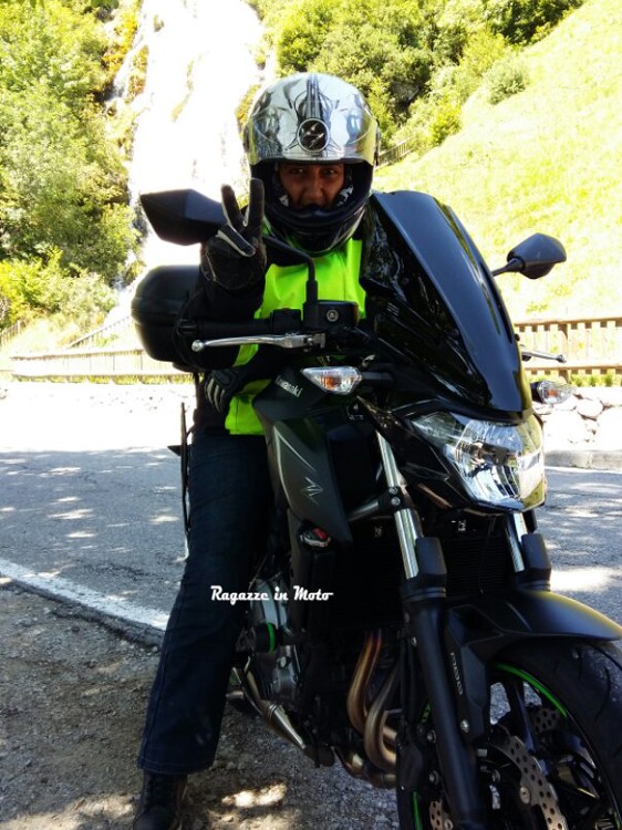 cristina_ragazze_in_moto