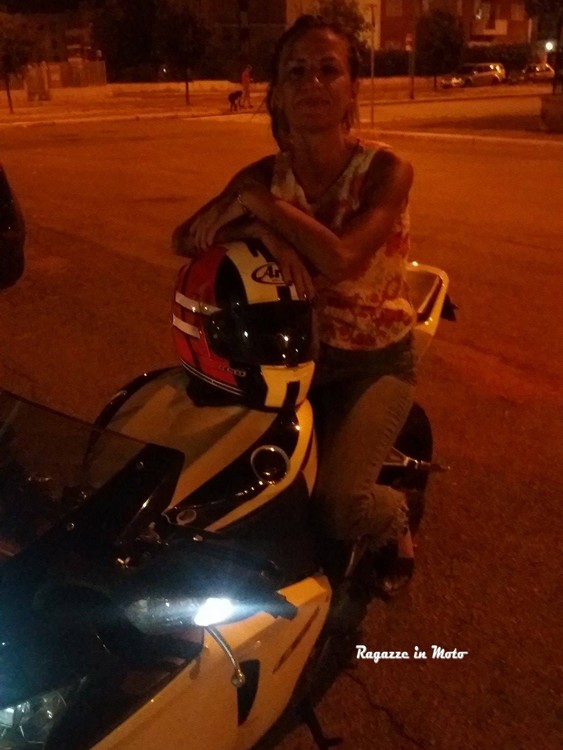 fiorella_ragazze_in_moto