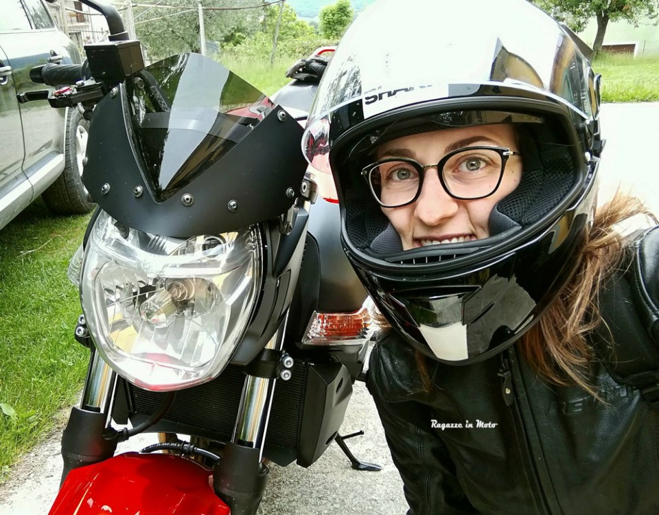 gaia_ragazze_in_moto