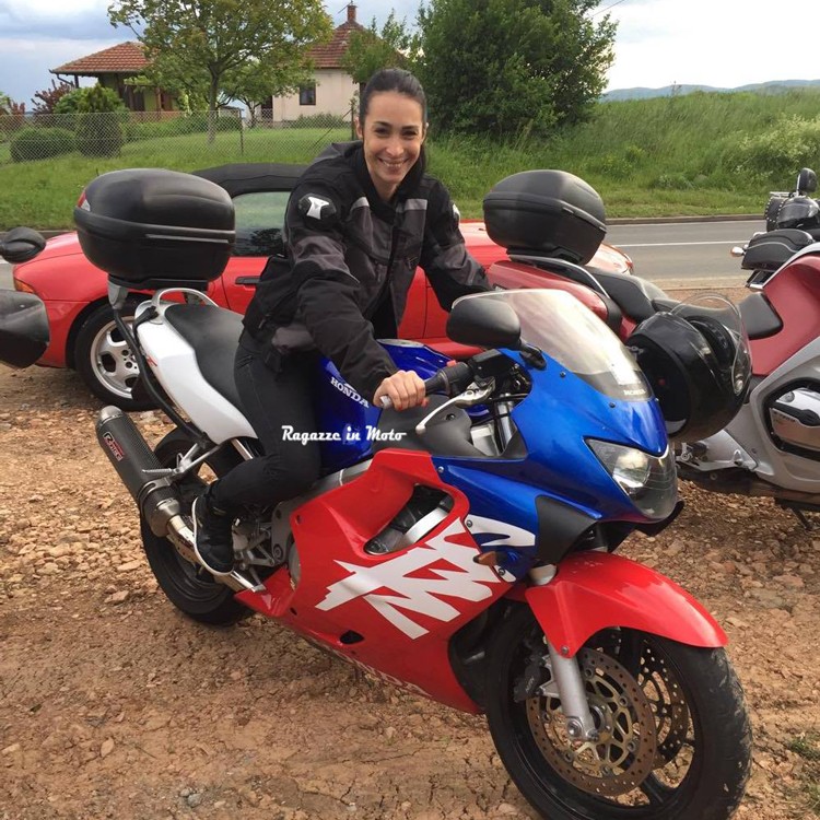 ivana_ragazze_in_moto