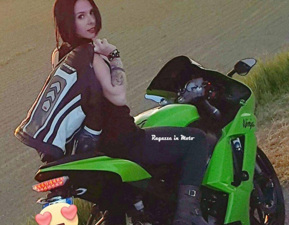 jasmine_ragazze_in_moto