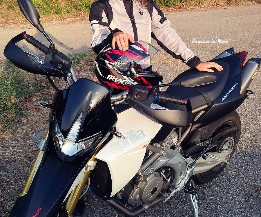 jessica_ragazze_in_moto