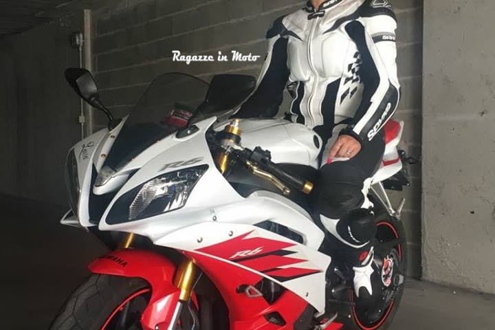 laura_ragazze_in_moto