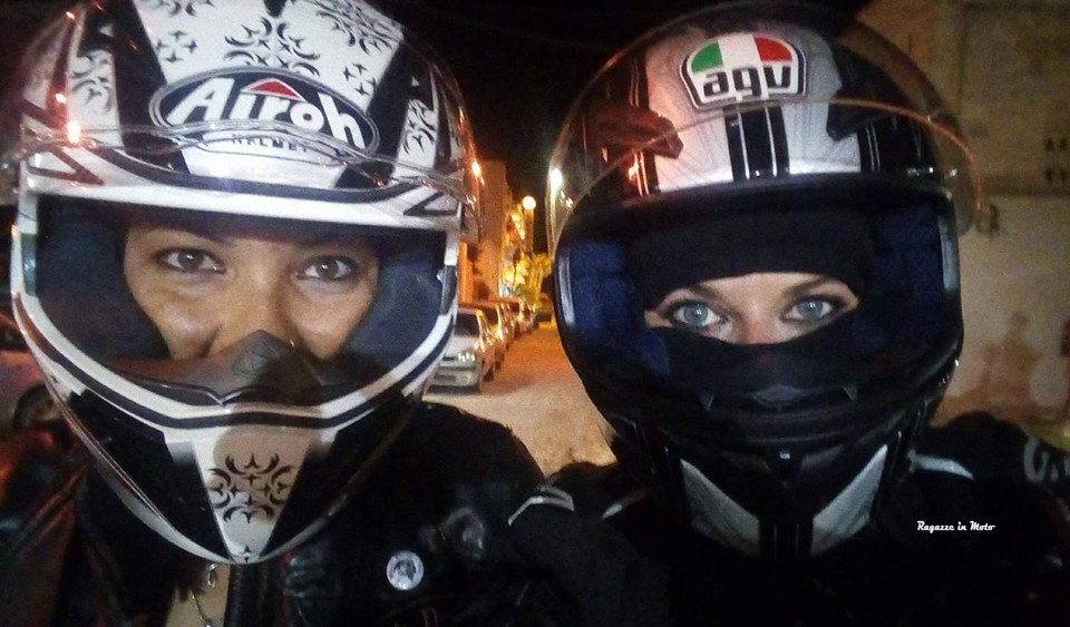 luana_simona_ragazze_in_moto