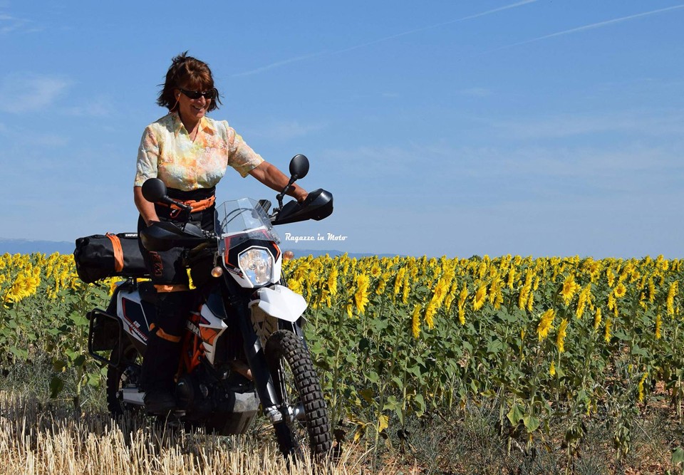 luciana_ragazze_in_moto