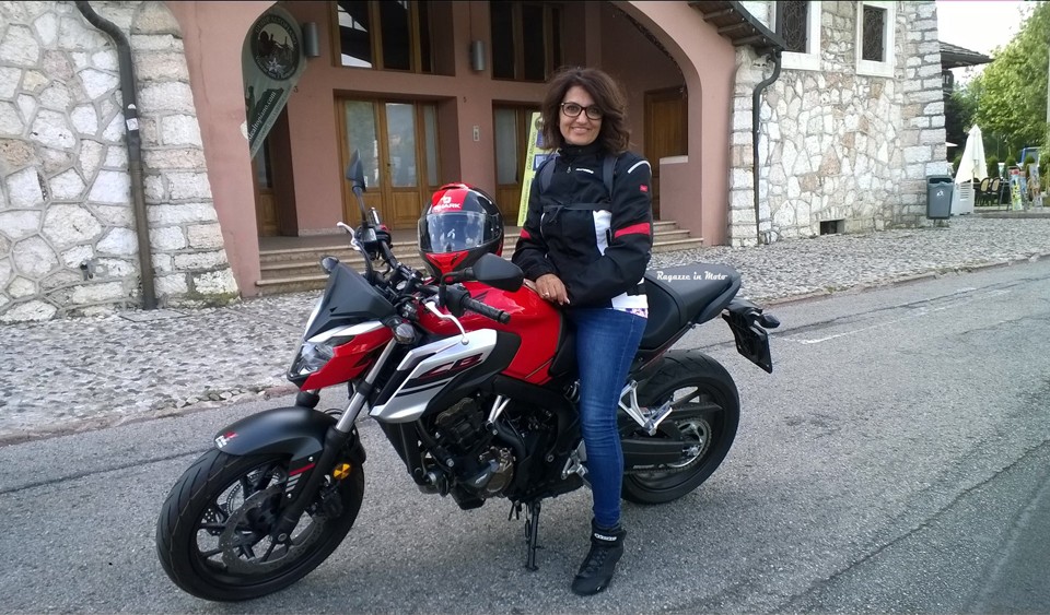 nicoletta_ragazze_in_moto