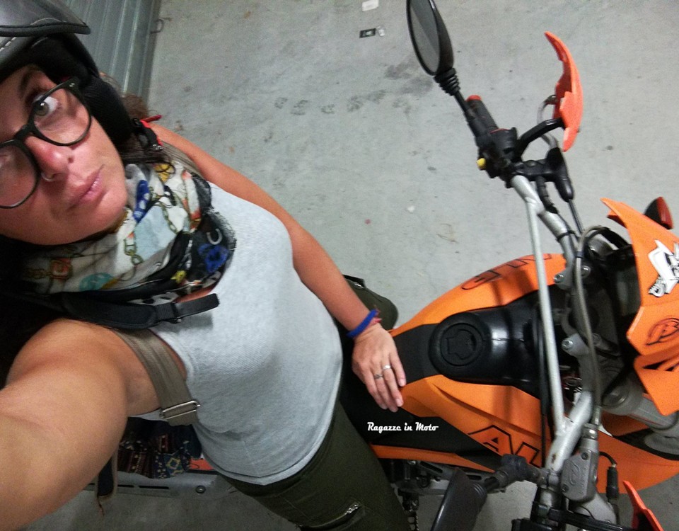 vanessa_ragazze_in_moto