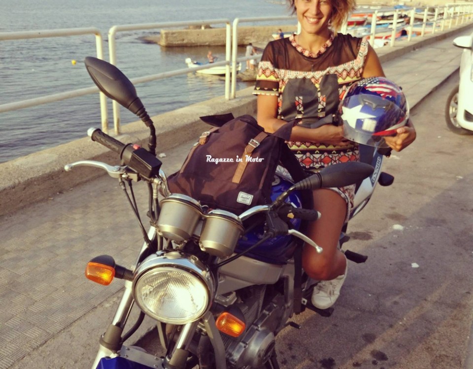 La_tata_ragazze_in-moto