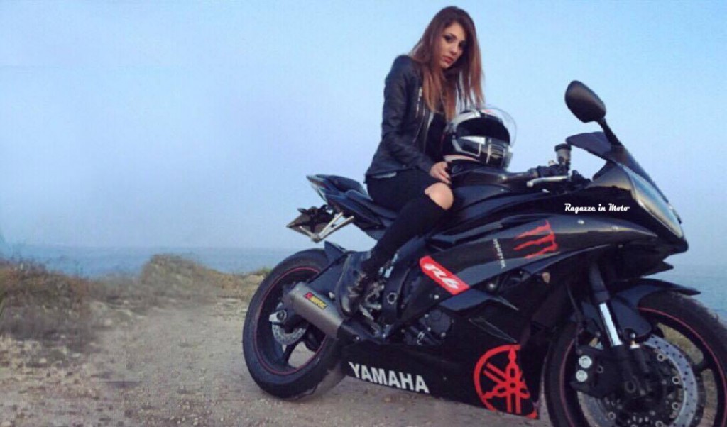 alessandra_ragazze_in_moto