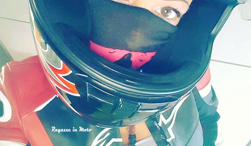 chiara_ragazze_in-moto