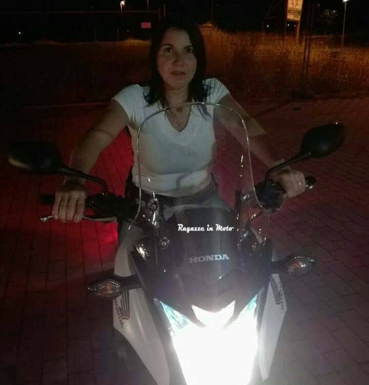 chicca_ragazze_in_moto