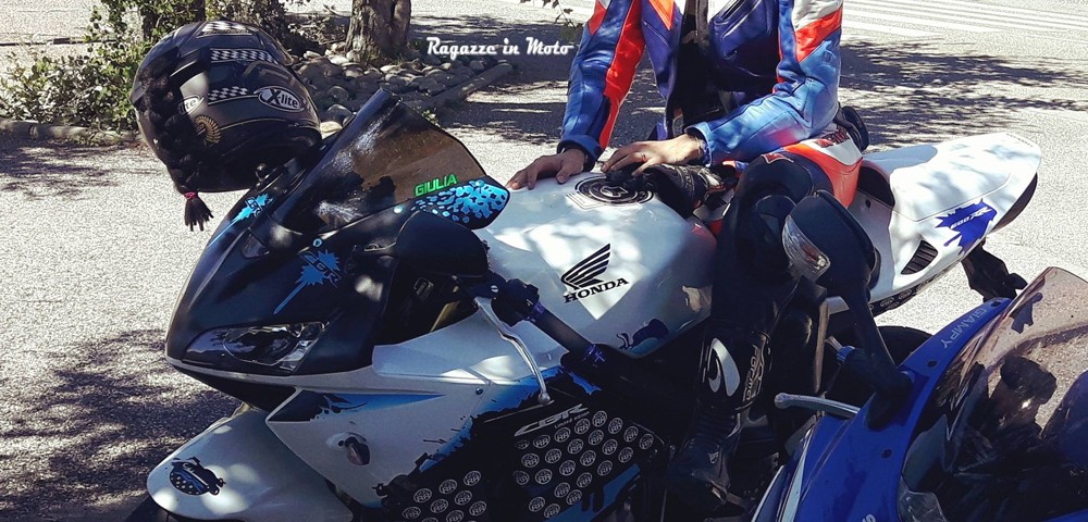 giulia_ragazze_in_moto