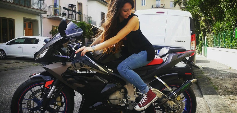 greta_ragazze_in_moto