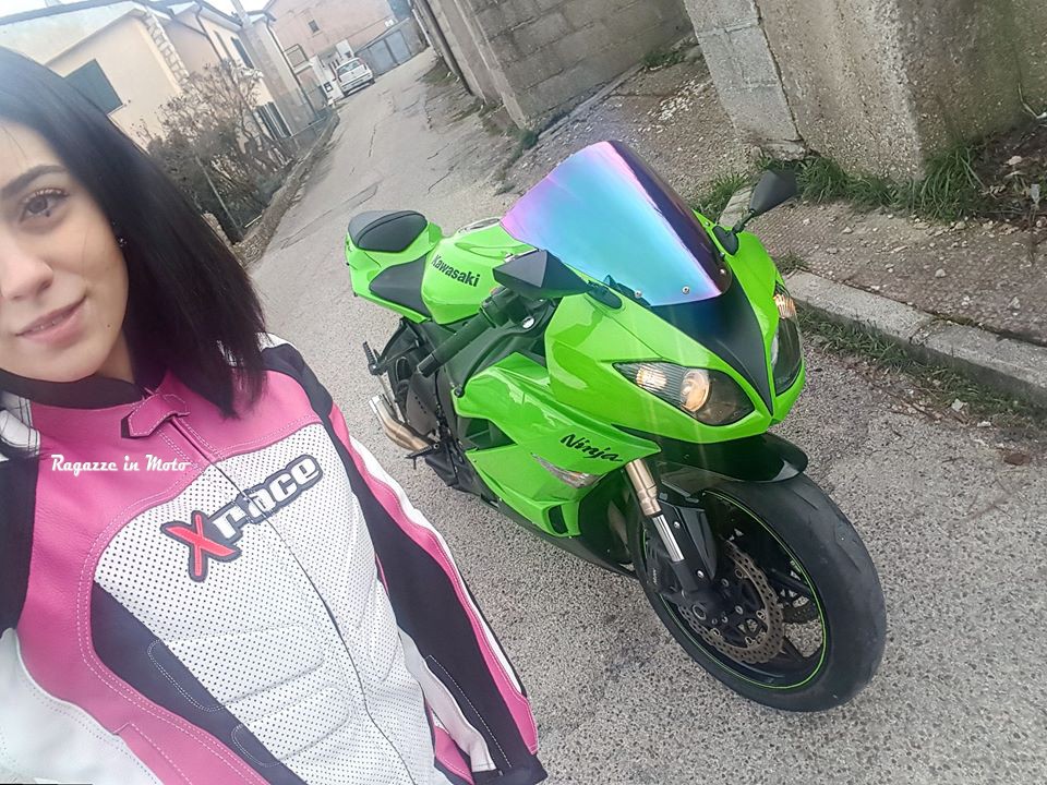 milena_ragazze-in-moto